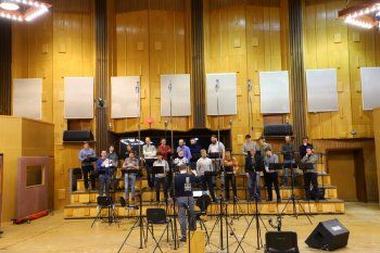 Хор Московского Сретенского монастыря записывает свою новую концертную программу в Первой музыкальной студии «Мосфильма»