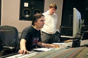 В Первой студии «Мосфильма» записали саундтрек к картине «На Париж»