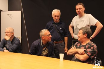 В музыкальных студиях «Мосфильма» идет запись нового альбома группы «АукцЫон»